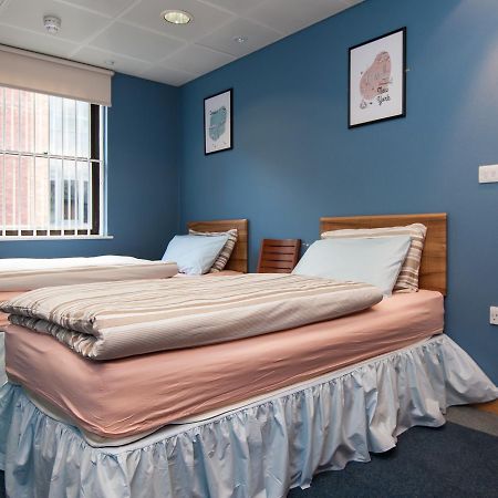 Russell Scott Backpackers Hostel Leeds  Extérieur photo