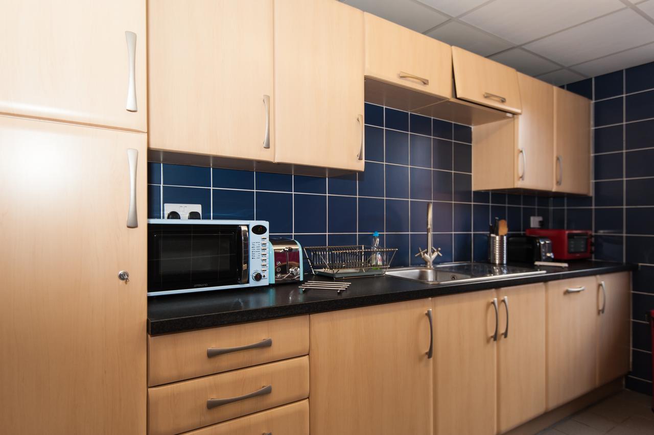 Russell Scott Backpackers Hostel Leeds  Extérieur photo