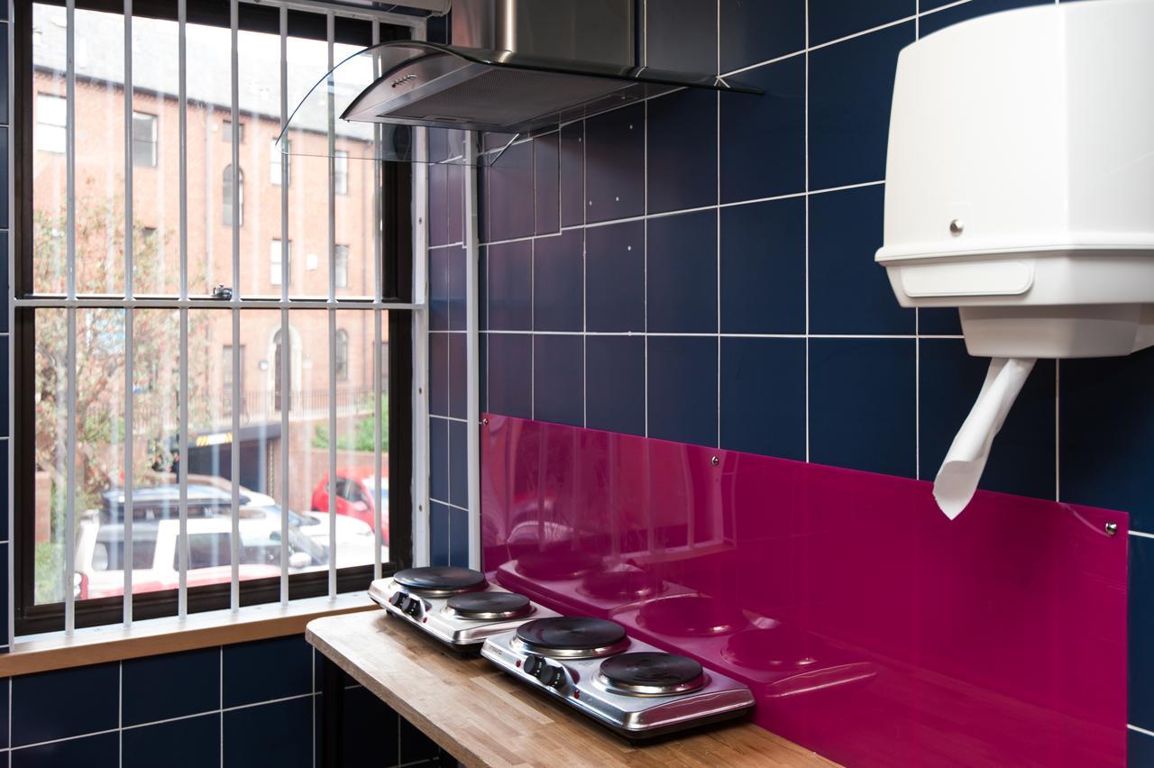 Russell Scott Backpackers Hostel Leeds  Extérieur photo