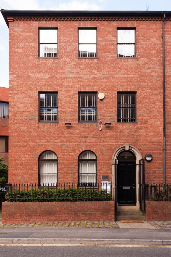 Russell Scott Backpackers Hostel Leeds  Extérieur photo