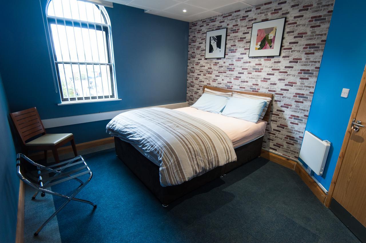 Russell Scott Backpackers Hostel Leeds  Extérieur photo