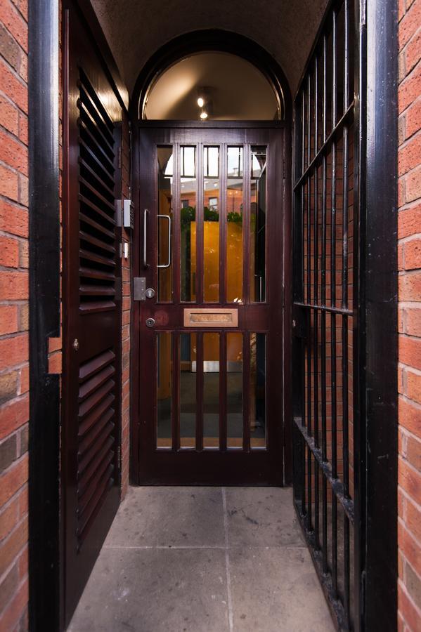 Russell Scott Backpackers Hostel Leeds  Extérieur photo